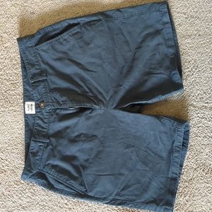 Flint and Tinder 365 short. Gray Size 33